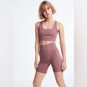 Le Ore - Workout 2 pc of set - Twist bra top + biker shorts mauve purple XS 0/2